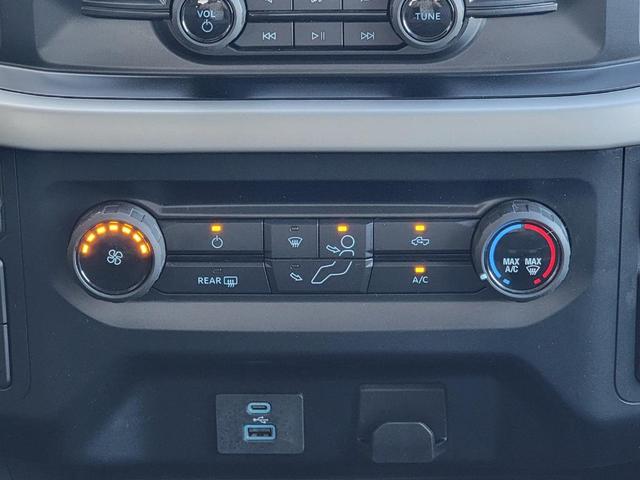 Photo of 2022 Iconic Silver Metallic Ford F-150