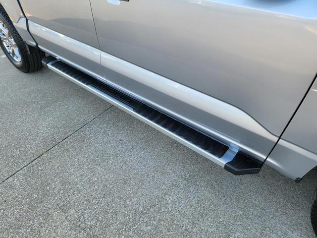 Photo of 2022 Iconic Silver Metallic Ford F-150