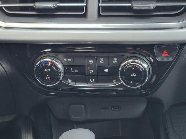 Photo of 2025 Summit White Chevrolet Trax