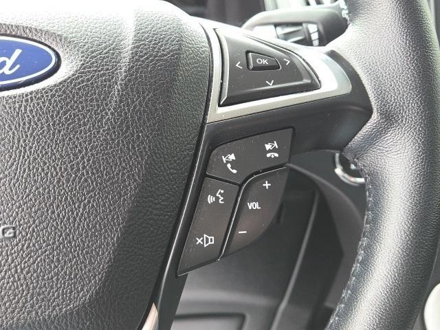 Photo of 2024 Silver Metallic Ford Edge
