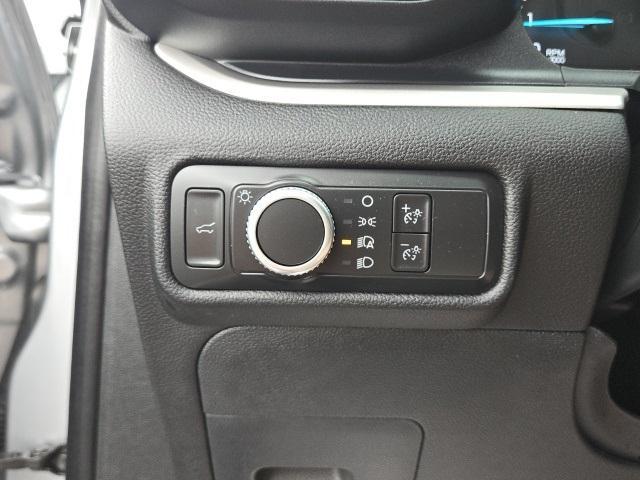 Photo of 2022 Silver Metallic Ford Explorer