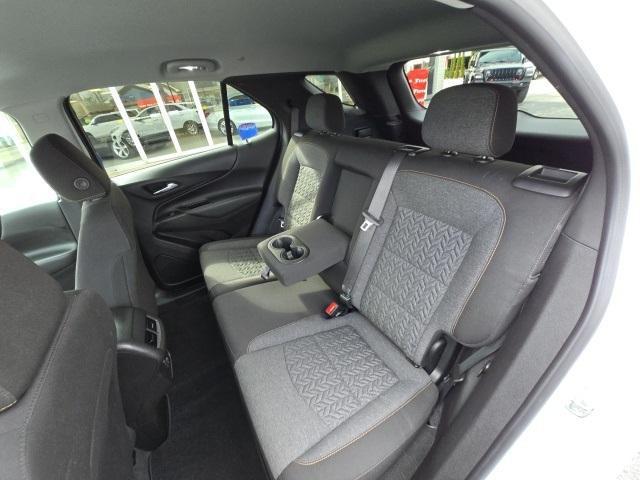 Photo of 2023 Summit White Chevrolet Equinox