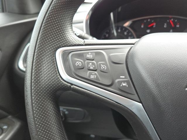 Photo of 2023 Summit White Chevrolet Equinox