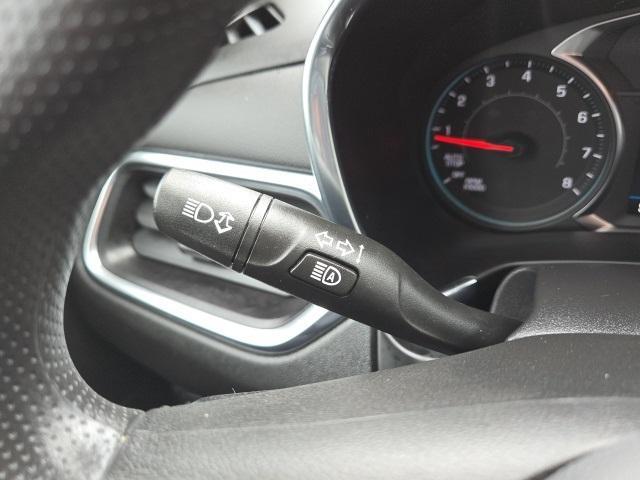 Photo of 2023 Summit White Chevrolet Equinox