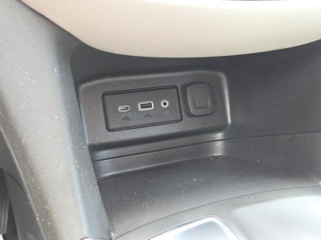 Photo of 2022 Mosaic Black Metallic Chevrolet Equinox