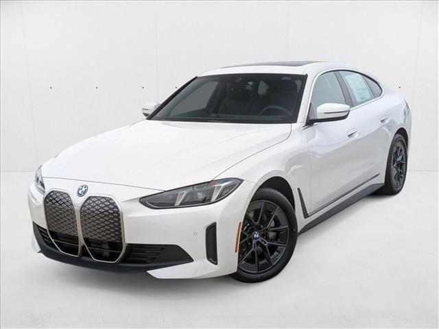 Photo of 2025 Alpine White BMW i4 Gran Coupe