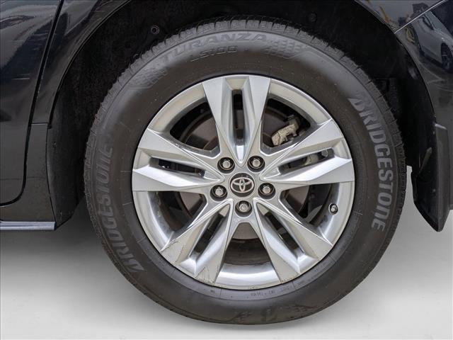 Photo of 2022 Midnight Black Metallic Toyota Sienna
