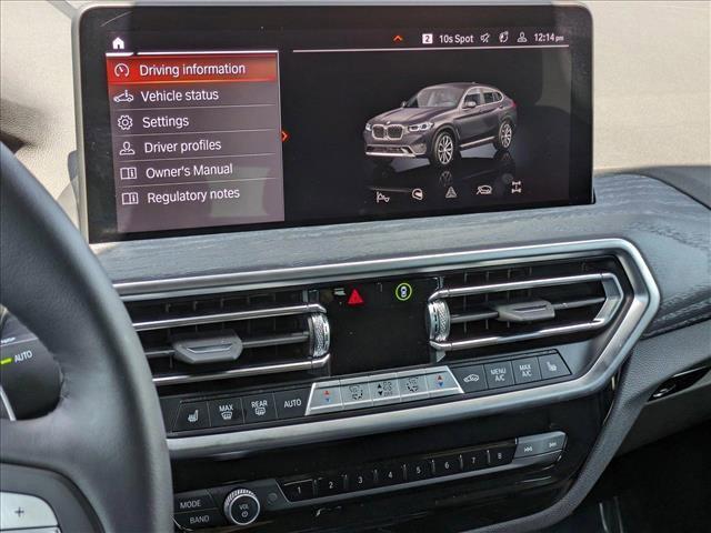Photo of 2025 Black Sapphire Metallic BMW X4