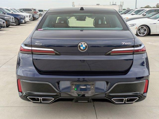 Photo of 2023 Tanzanite Blue II Metallic BMW 760
