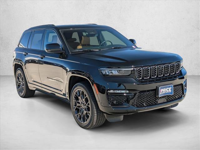 Photo of 2025 Diamond Black Jeep Grand Cherokee