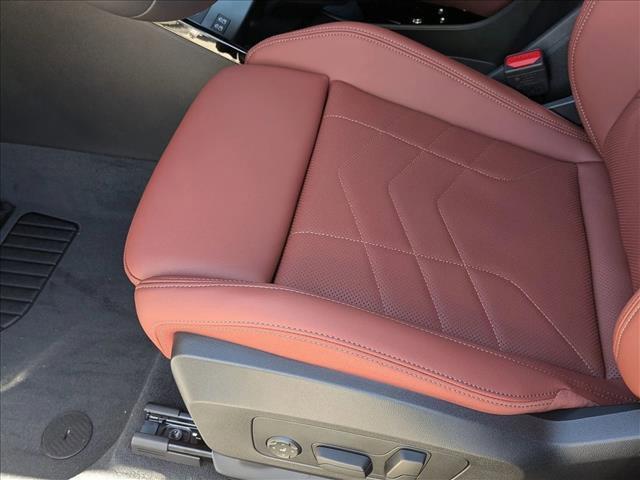 Photo of 2026 Mineral White Metallic BMW X1