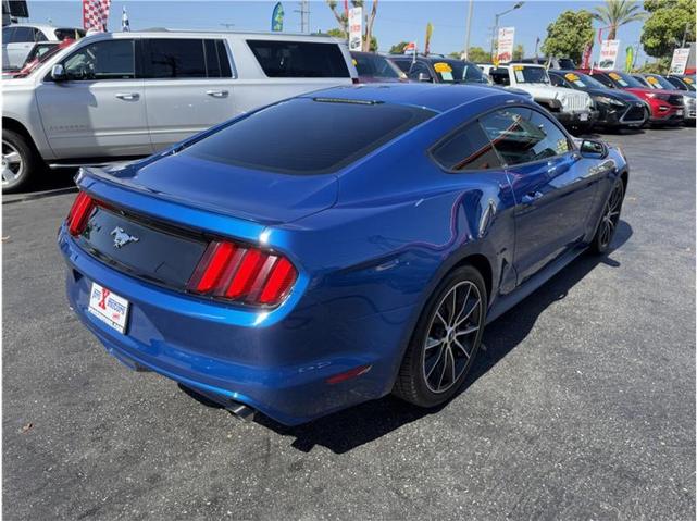 Photo of 2017 Blue Ford Mustang