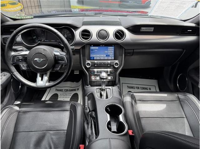Photo of 2018 Blue Ford Mustang