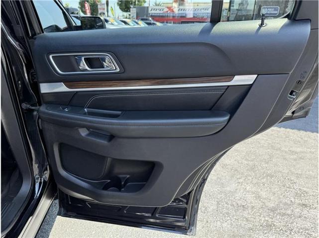 Photo of 2016 Shadow Black Ford Explorer