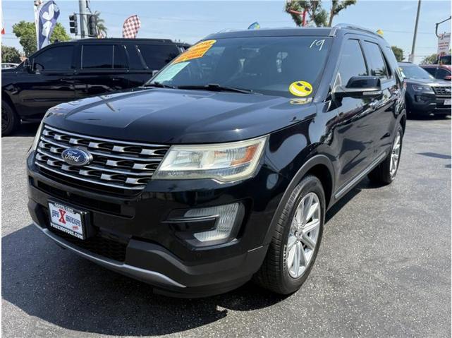 Photo of 2016 Shadow Black Ford Explorer