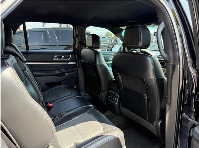 Photo of 2016 Shadow Black Ford Explorer