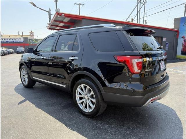 Photo of 2016 Shadow Black Ford Explorer