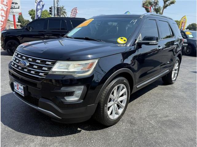 Photo of 2016 Shadow Black Ford Explorer