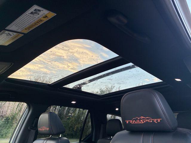 Photo of 2023 Sonic Gray Pearl Honda Pilot