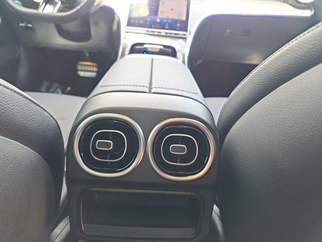 Photo of 2025 MANUFAKTUR Alpine Grey Mercedes-Benz C-Class