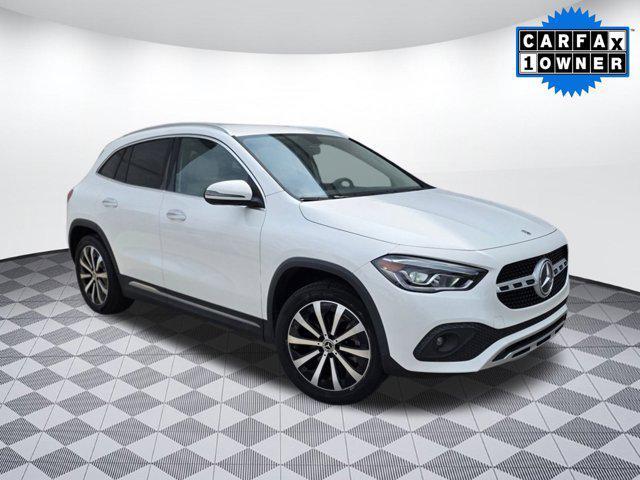 Photo of 2022 White Mercedes-Benz GLA 250