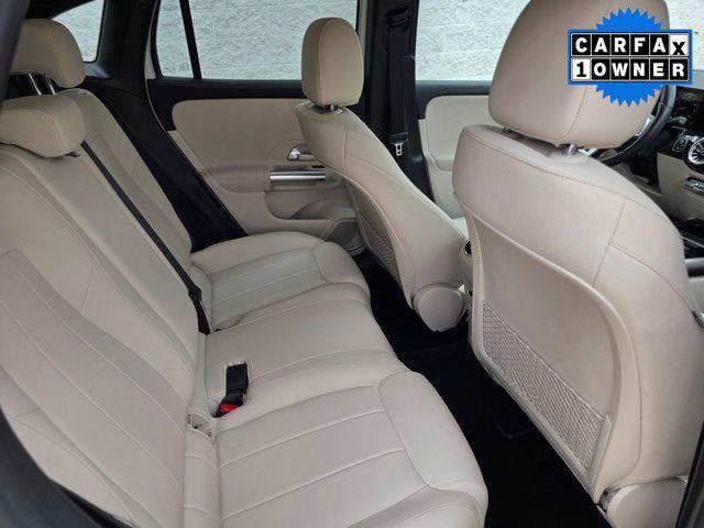 Photo of 2022 White Mercedes-Benz GLA 250