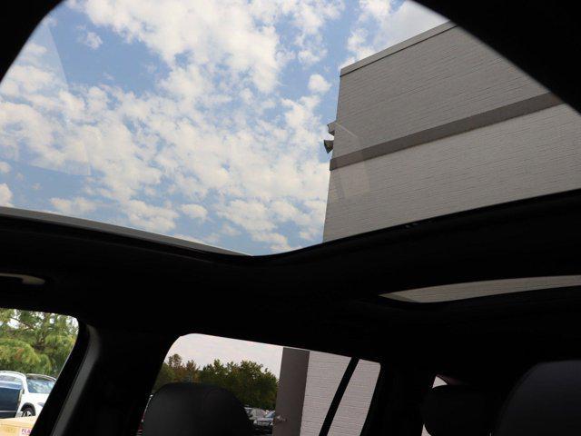 Photo of 2025 Night Black Mercedes-Benz GLB 250