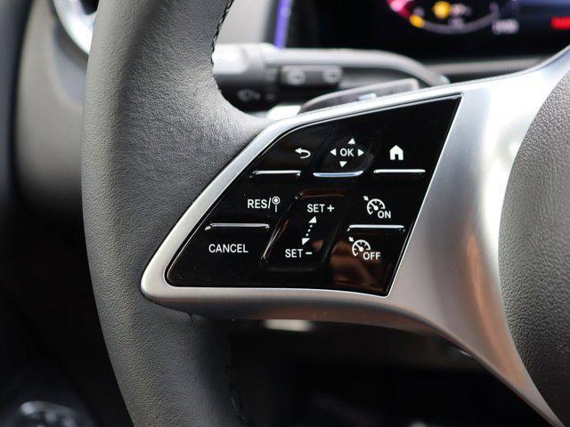 Photo of 2025 Night Black Mercedes-Benz GLB 250
