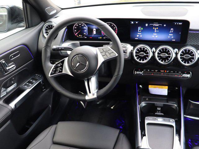 Photo of 2025 Night Black Mercedes-Benz GLB 250