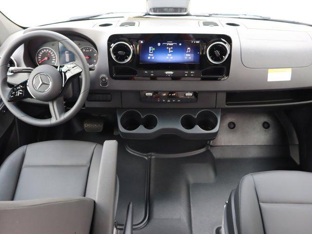 Photo of 2025 Arctic White Mercedes-Benz Sprinter 2500