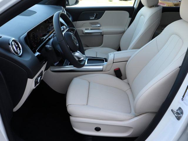 Photo of 2025 Polar White Mercedes-Benz GLA 250