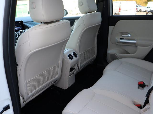 Photo of 2025 Polar White Mercedes-Benz GLA 250