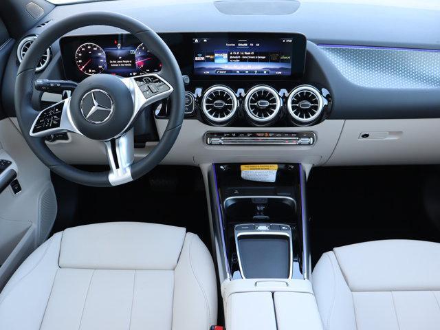 Photo of 2025 Polar White Mercedes-Benz GLA 250