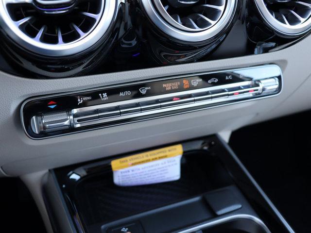 Photo of 2025 Polar White Mercedes-Benz GLA 250