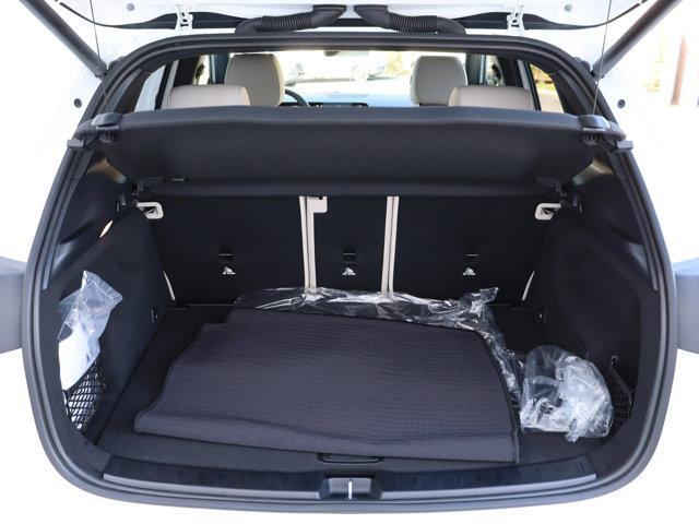Photo of 2025 Polar White Mercedes-Benz GLA 250