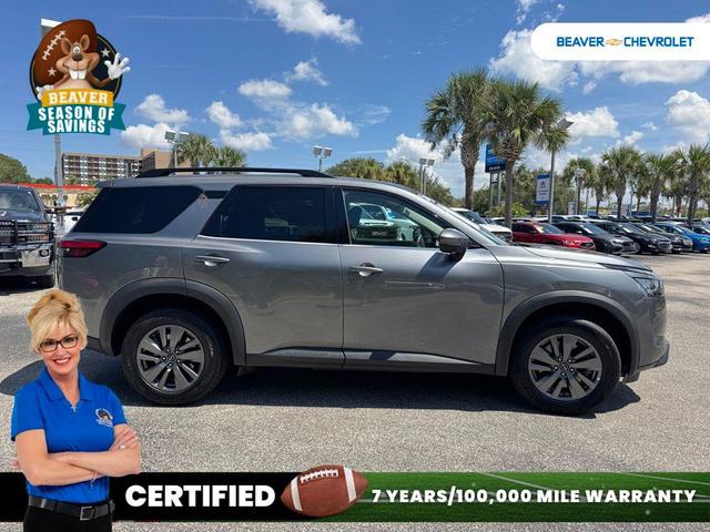 Photo of 2024 Gun Metallic Nissan Pathfinder