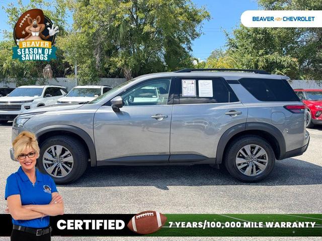 Photo of 2024 Gun Metallic Nissan Pathfinder