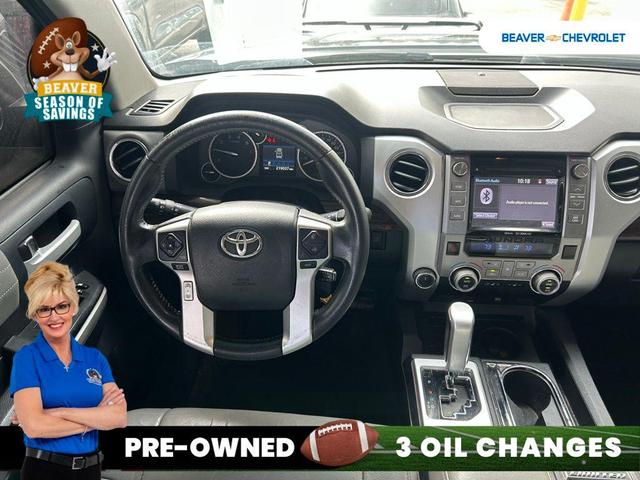 Photo of 2014 Super White Toyota Tundra