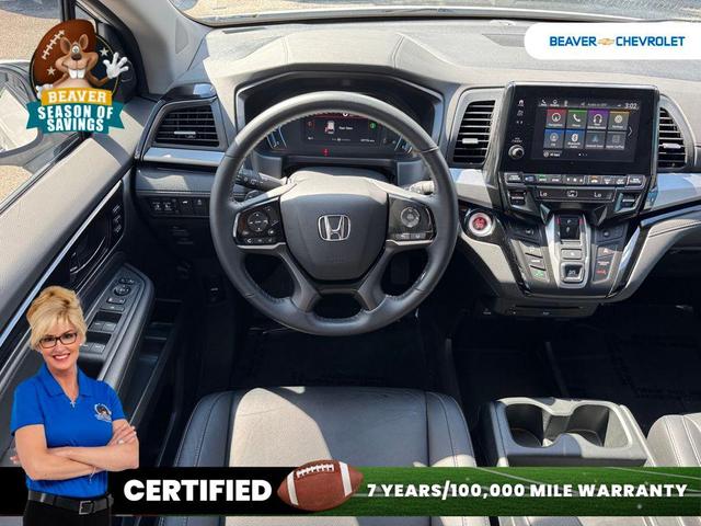 Photo of 2023 White Honda Odyssey