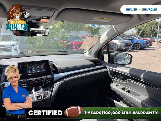 Photo of 2023 White Honda Odyssey