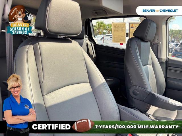 Photo of 2023 White Honda Odyssey