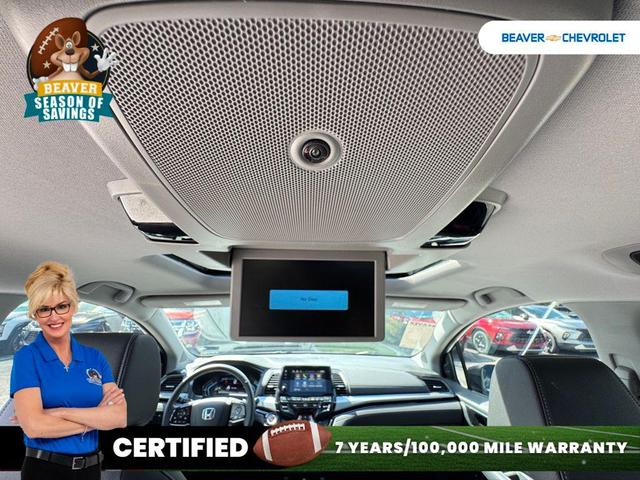 Photo of 2023 White Honda Odyssey