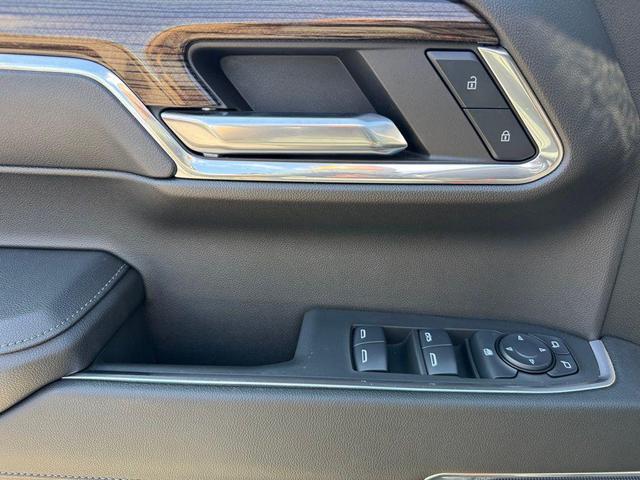 Photo of 2024 Black Chevrolet Silverado 1500