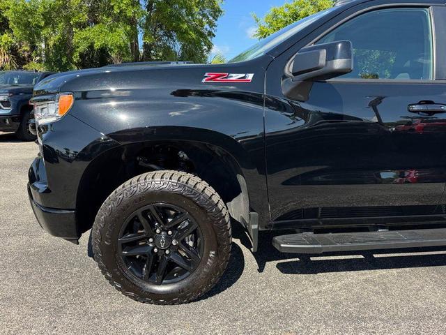 Photo of 2024 Black Chevrolet Silverado 1500