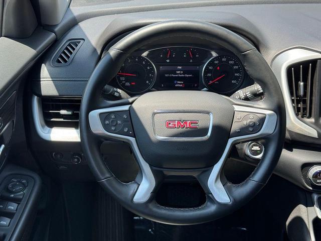 Photo of 2023 Summit White GMC Terrain
