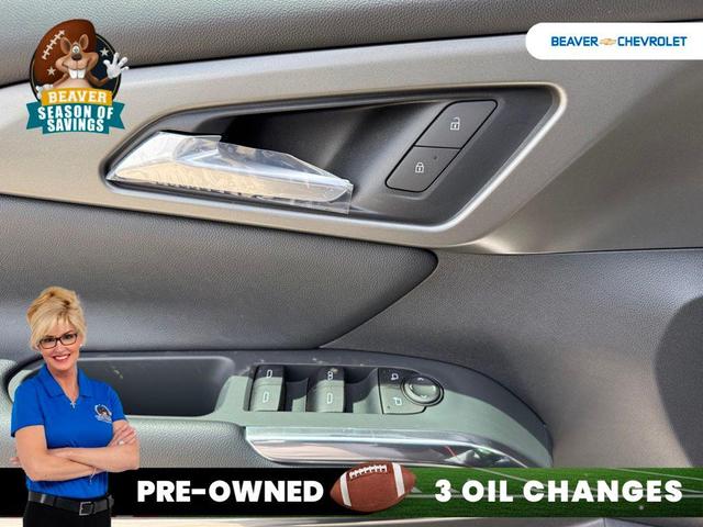 Photo of 2025 Sterling Gray Metallic Chevrolet Traverse