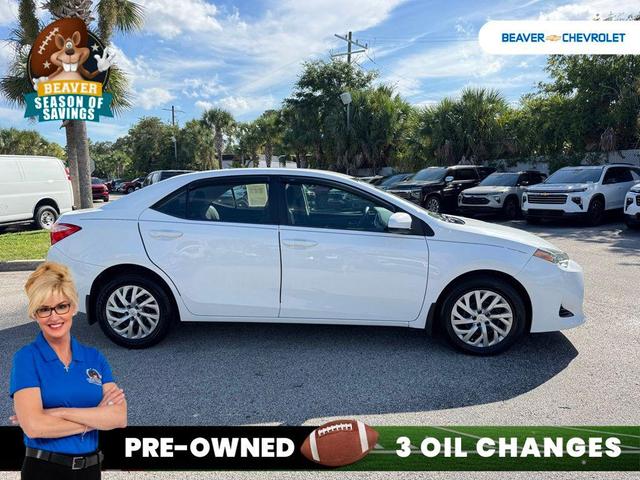 Photo of 2019 White Toyota Corolla