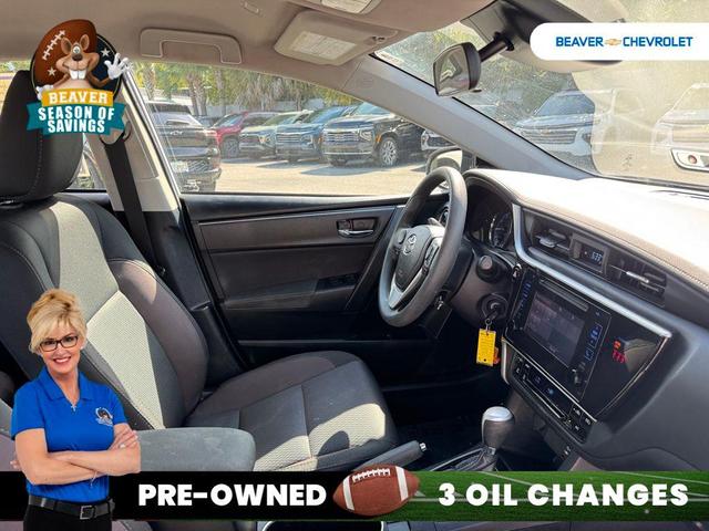 Photo of 2019 White Toyota Corolla