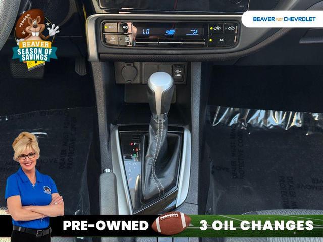 Photo of 2019 White Toyota Corolla