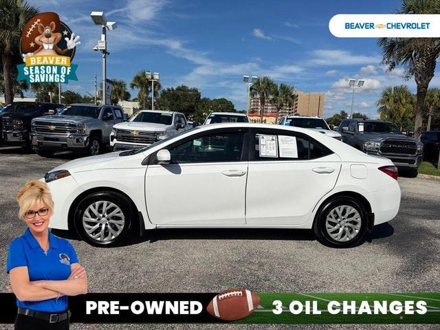 Photo of 2019 White Toyota Corolla